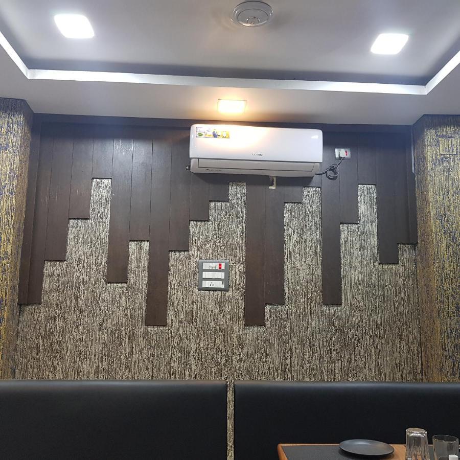 Hotel Wisdom Celebration Motihari Exterior foto